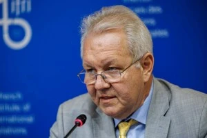 Іноземцев розкрив детальну структуру військових витрат РФ