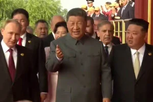 У Китаї розпочався військовий парад. Трамп написав послання Путіну, Кіму та Сі