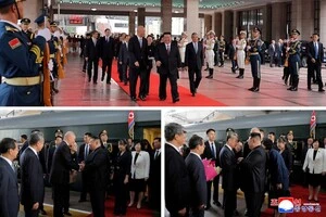 Таємнича донька Кім Чен Ина дебютувала на міжнародній арені в Китаї