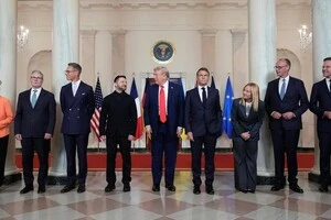 У Парижі триває зустріч «коаліції охочих»