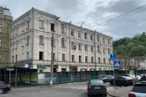 Суд захистив статус пам’ятки для садиби Дмитрієва на Подолі