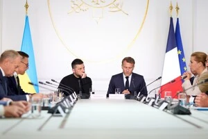 За словами президента, Росія робить усе можливе, щоб затягнути переговорний процес