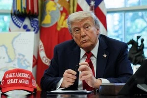 Президент США закликав європейських лідерів припинити купувати російську нафту