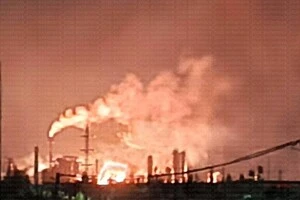 На НПЗ вирує пожежа