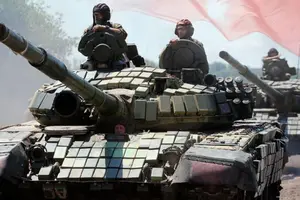 Окупанти перекидають сили на південні напрямки