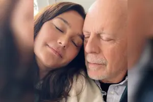 «Це як битися головою об цегляну стіну»: дружина Брюса Вілліса розповіла про хворобу актора