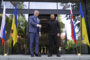  Премʼєр-міністр Словаччини розповів українському президенту про свої контакти в Китаї