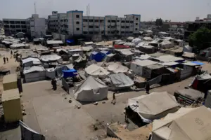 За даними ізраїльських військових, вони контролюють майже половину міста Газа та близько 75% усієї території анклаву