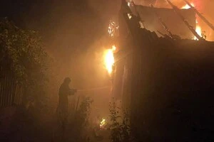 Ворог атакував Дніпро безпілотниками, пошкодивши інфраструктурні об'єкти