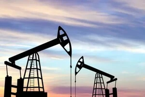 Країни ОПЕК+ знову домовилися збільшити видобуток нафти