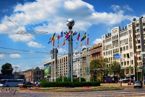 Рух пішоходів Європейською площею у столиці обмежено до кінця вересня (схема)