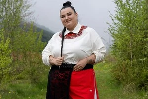 Реперка Alyona Alyona показала, що вперше зробила разом зі своїм батьком (фото)