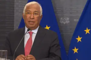 Кошта також наголосив, що Сполучені Штати «ніколи не повинні забувати» про загрозу