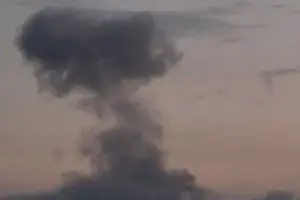 Дим над Вінницею після ракетного удару