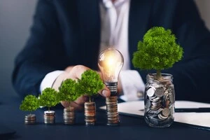 Виплата боргів зеленим інвесторам стимулюватиме відновлення енергетики – учасник ринку