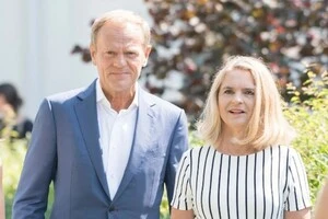 У дружини прем'єр-міністра Польщі невідомі викрали Lexus