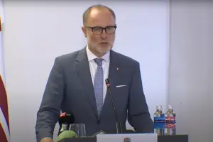 Латвія закриває повітряний простір біля кордону з Білоруссю та РФ