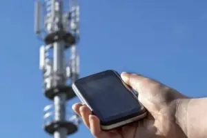 У Німеччині зник мобільний звʼязок після тестування сповіщень про повітряну тривогу