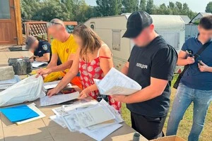 У деяких випадках вони навіть оформлювали безстрокове продовження інвалідності