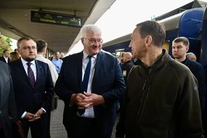 В Україну прибув міністр закордонних справ Польщі