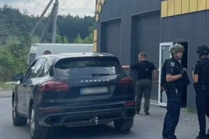 Вбивство на Львівщині: двох чоловіків знайдено у приміщенні автосервісу (оновлено)