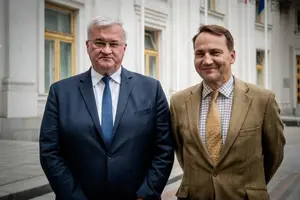 Міністр закордонних справ України Андрій Сибіга привітав у Києві свого колегу Радослава Сікорського