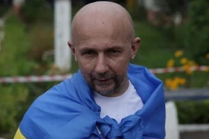 «Вода з чайною ложкою крупи». Журналіст, що повернувся з російського полону, розповів про тортури голодом