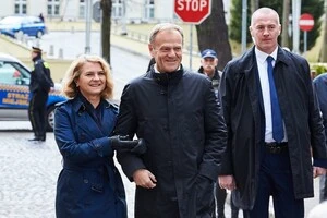 Викрадення авто прем’єра Польщі: поліція знайшла машину та злочинця