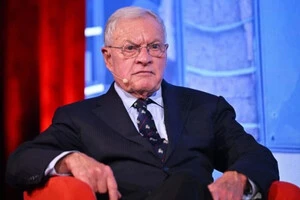 Келлог: Я видел украинцев во время тревоги в метро. Они не сбивались в кучу, а гордо пели национальный гимн