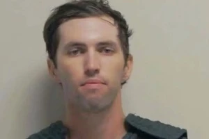 Тайлер Робінсон після стрілянини начебто жартував у розмовах, що він є тим самим стрільцем