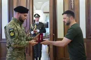 Зеленський відзначив воїнів-танкістів державними нагородами