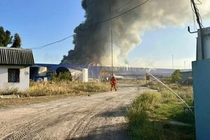 Дрони атакували Київщину: у Фастівському районі пошкоджено будинки та логістичний центр