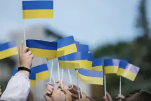 Скільки українців готові безкінечно терпіти війну? Результати свіжого опитування