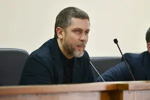 «Це – зведення рахунків». Звільнений голова Чернівецької облради закликав втрутитися Офіс президента