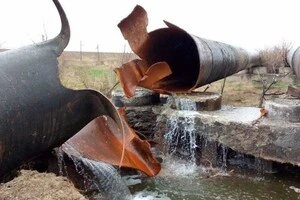 Андрій Нікітін: Водопостачання окупованого Донбасу на грані дефолту. Зима стане тестом