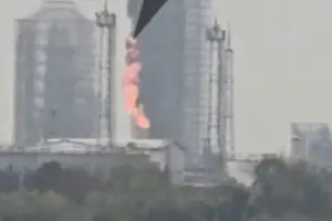 У Башкирії спалахнув нафтохімічний комплекс «Газпрому» (відео)