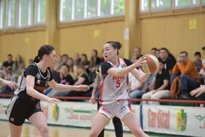 Чемпіонат України пройде в два етапи