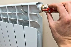 До початку холодів та рішення про початок подачі тепла лишається небагато часу, утім його достатньо, щоб виправити зауваження теплопостачальників, якщо вони є