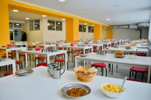 Частина шкільних обідів у Миколаєві потрапляє у сміття: названо причини