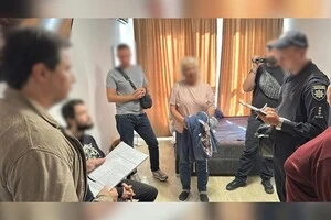 Поліція заявила про затримання членів міжнародного шахрайського call-центру