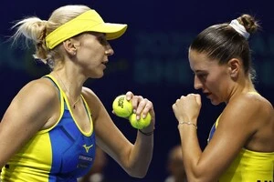 У другому сеті Костюк та Кіченок повели 3:1, проте італійки швидко відновили контроль над грою