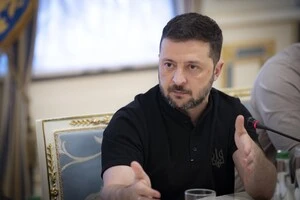 Чоловіків 18-22 років випустили за кордон. Президент пояснив логіку цього рішення