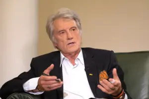 Віктор Ющенко заявив про необхідність наступу на Москву