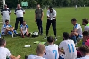 Нігерійський тренер клубу з Львівщини підірвав соцмережі емоційним зверненням до підопічних