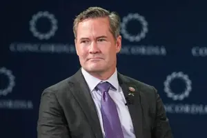 Майк Волтц зазначив, що Росія знову порушила повітряний простір члена НАТО