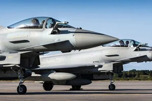 Естонія готова прийняти британські винищувачі, здатні нести ядерну зброю