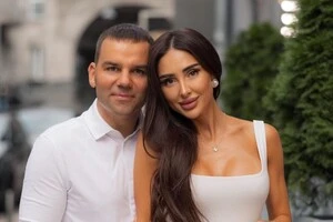 Олександр Паламарчук і Ека Мелюкова святкують восьму річницю шлюбу