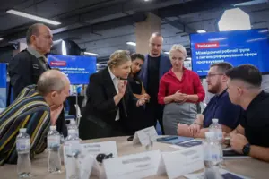 Тимошенко та доброволець ЗСУ посперечалися через протези