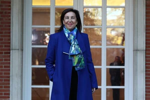 Літак з міністеркою оборони Іспанії на борту прямував до авіабази у Литві