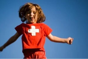 Швейцарія офіційно заборонила бити дітей: ухвалено поправку до кодексу